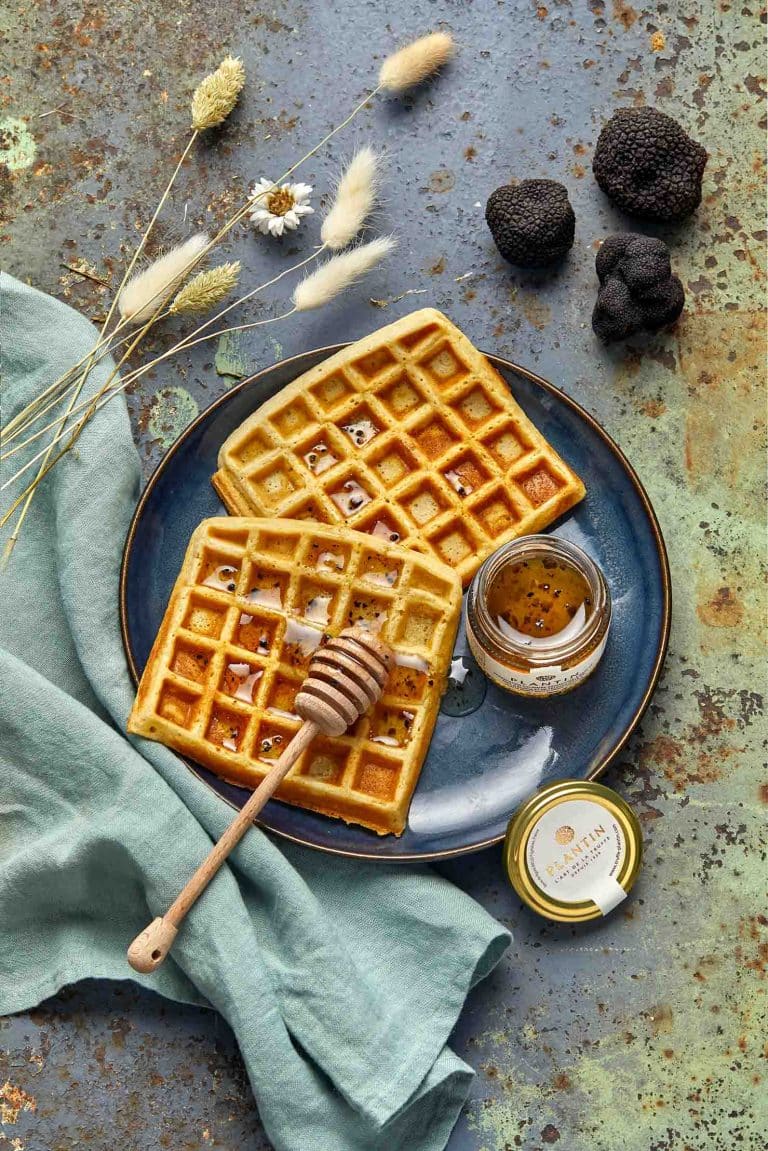 gaufre au miel d'acacia aromatisé à la truffe d'été